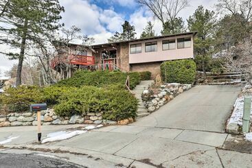 별장 Cottonwood Heights Home W/ Deck!
