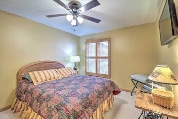 Сельский дом Near Beech Mountain: Crimson Cabin W/ Views