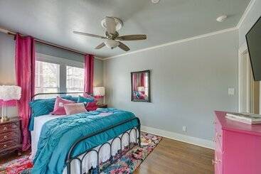 کلبه The Pink Azalea Tyler Home W/ Yard + Patio!