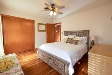 コテージ Serene, Country Retreat ~ 12 Mi To Main St!