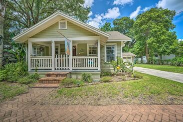 Vakantiehuisje Charming Mt Dora Home W/ Shared Patio & Yard!