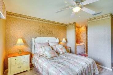 Dom wiejski Cozy Frostproof Escape W/ Private Hot Tub!