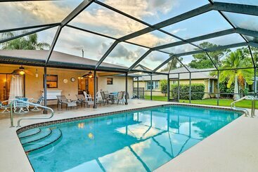 コテージ Waterfront Port St Lucie Home W/ Lanai & Pool
