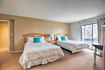 Сельский дом Resort Home W/ Hot Tub On Lake Of The Ozarks!