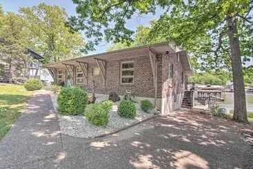 Mökkimajoitus Private Dock: Home On Lake Of The Ozarks