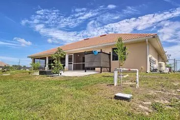コテージ Screened Patio: Canal Front Cape Coral Home