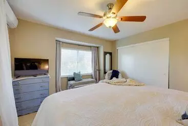 Mökkimajoitus Chic Peaceful Retreat 16 Mi To Beaches & Wineries!