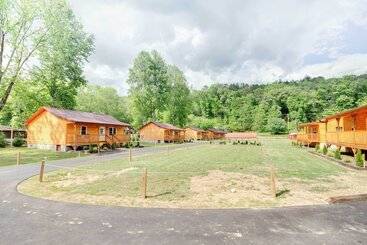 Hus på landet Cozy Cabin On Tuckasegee River   Near Bryson City