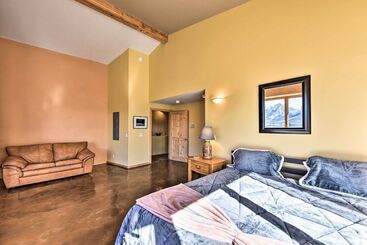 بيت ريفى Luxe Twin Lakes House W/ Mountain & Lake Views!