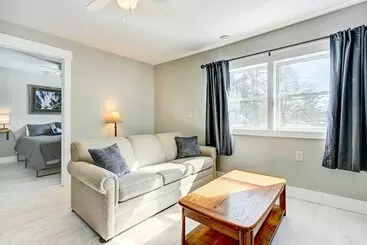 Mökkimajoitus Charming Alger Retreat ~ 2 Mi To Skidway Lake