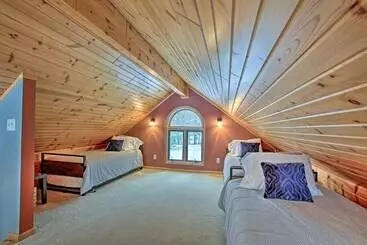 Cozy Waterfront Fife Lake Cottage W/ Dock & Kayaks