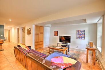 קוטג'' Lopez Island Hideaway W/ Coastal Views + Deck!