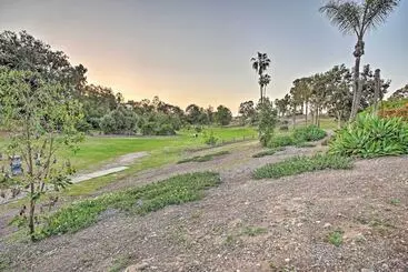 Mökkimajoitus Quaint La Mesa Home With Beautiful Sunsets!