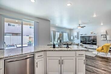 کلبه Fresno Home W/ Grill 9 Mi To Downtown