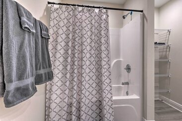 Сельский дом Spacious Gulfport Home W/ Yard: 1 Mi To Beach