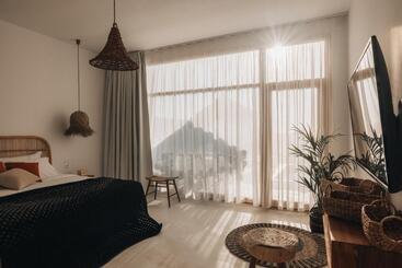 Hotel Divino Caldera