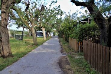 Pet Family Camping Cortina