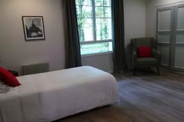 هتل Le Domaine De La Vallee