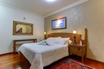 ホテル Pousada Florença