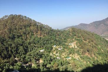 Отель Sweet Sunset Resort Nainital