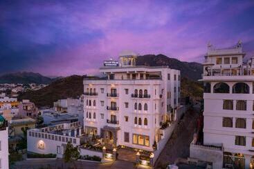 בית מלון כפרי Maan Vilas By Stone Wood Udaipur