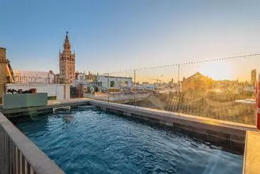 هتل Casa Alhaja By Shiadu