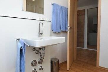 Hotelli Gasthaus Landbrecht