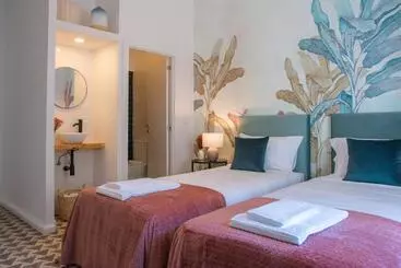 هتل Succeed Campo Pequeno Suites