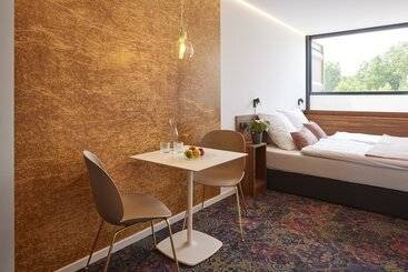 בית מלון כפרי Tin Inn Montabaur