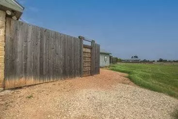 Cozi Cottage With Hot Tub!   2 Min To Wineries!