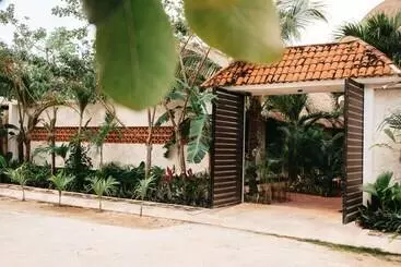 Aparthotel Lechuga De Mar Tulum With Pool And Beach Club Access