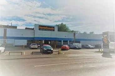 Majatalo Room In Guest Room   Ensuite Double Room, Full Kitchen, In 3 Bed Home