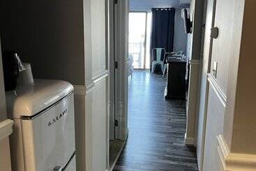 아파트호텔 Trade Winds On The Bay