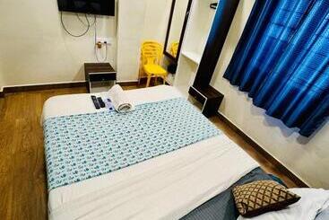 Hotel David Residency