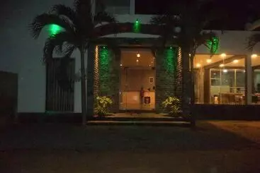 Hotel Saara Beach