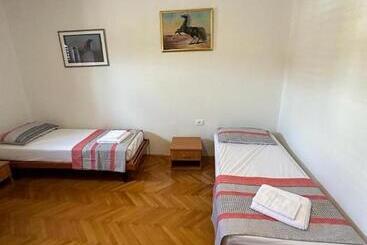 Hostel On The Road Trip