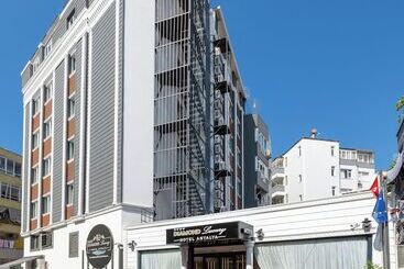 Hotel Diamond Luxury