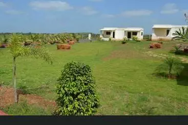 Green Magical Hill Resort   Gir