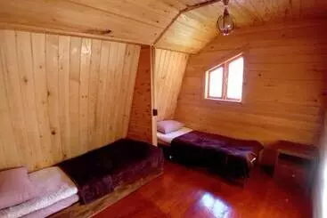 Pensão Wooden House In Tsvirmi