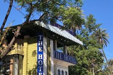 The Jh Hotel Mountabu 200 Mtrs From Nakki Lake