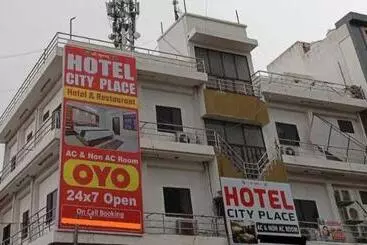 Oyo Hotel City Palace