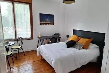 Majatalo La Maison Partagée D Arlac