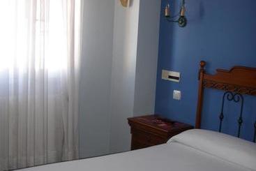 Hotel Hostal Pineda