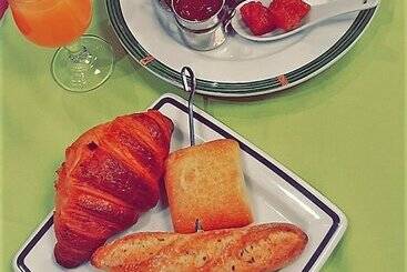 Отель Hôtel Des Vosges