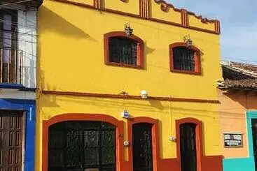 La Embajada Hostel San Cristobal