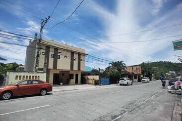 Hotel Y S Rezidenzia Suites