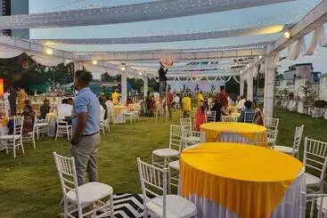 Pensão Pune Wtc Eon Destination Weddings Kharadi