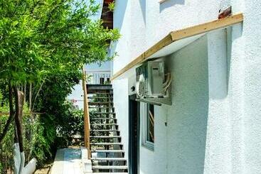 Retkeilymaja Ali Lvv