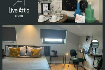 צימר Live Attic Room