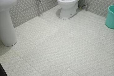 هتل Red Roof & Restaurant